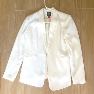 Vince camuto white blazer